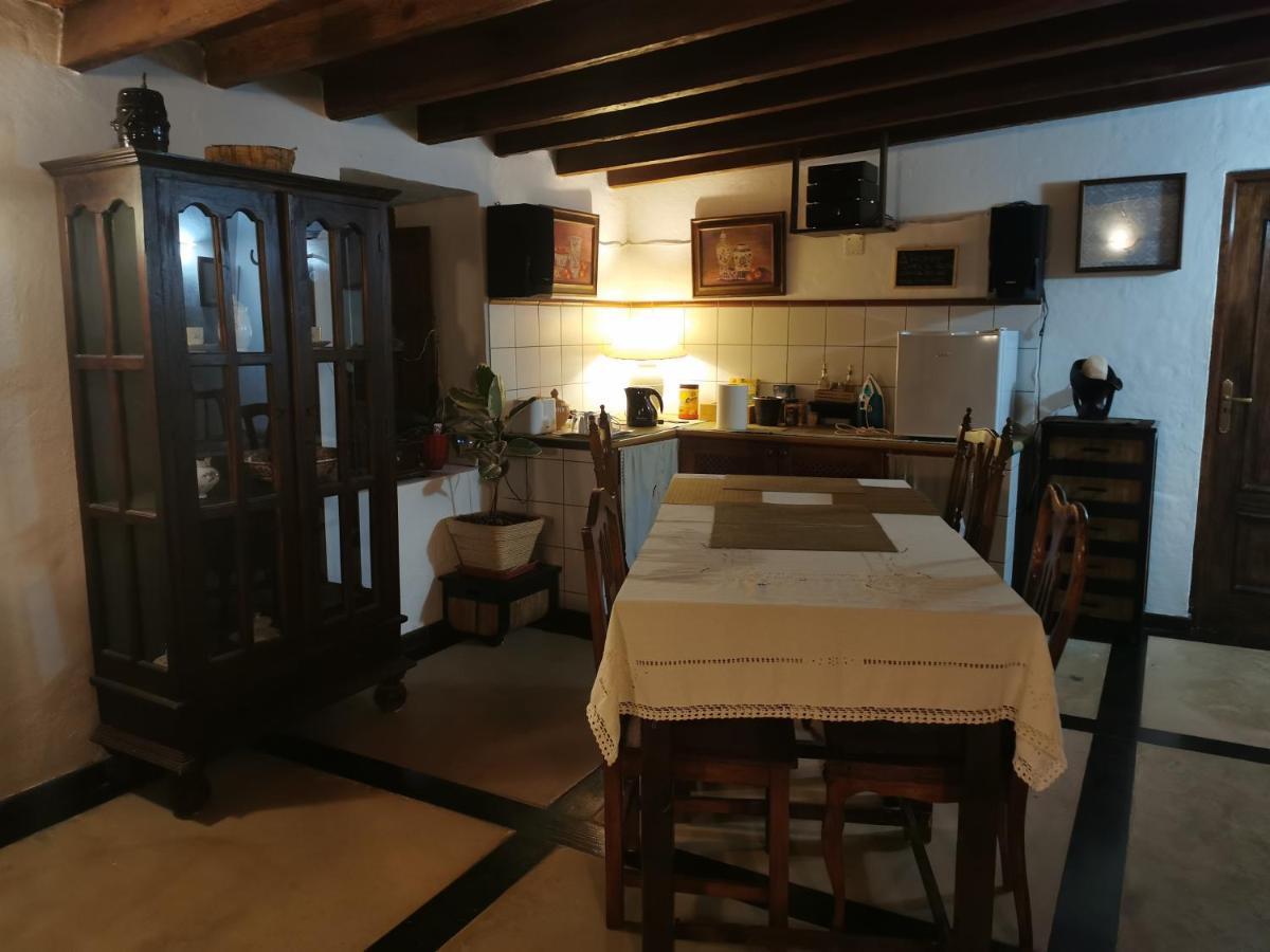 Villa Cecilio Тефия Экстерьер фото