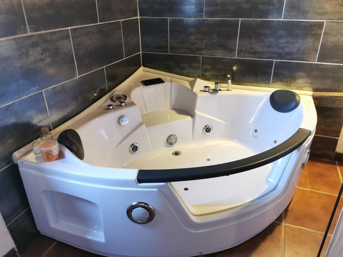 Villa Cecilio Тефия Экстерьер фото
